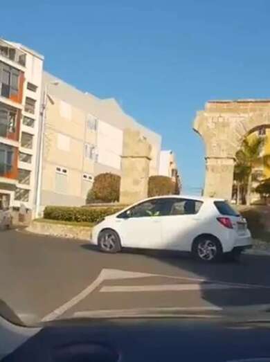 Vehiculo que participó en la maniobra peligrosa e imprudente (Foto TA)